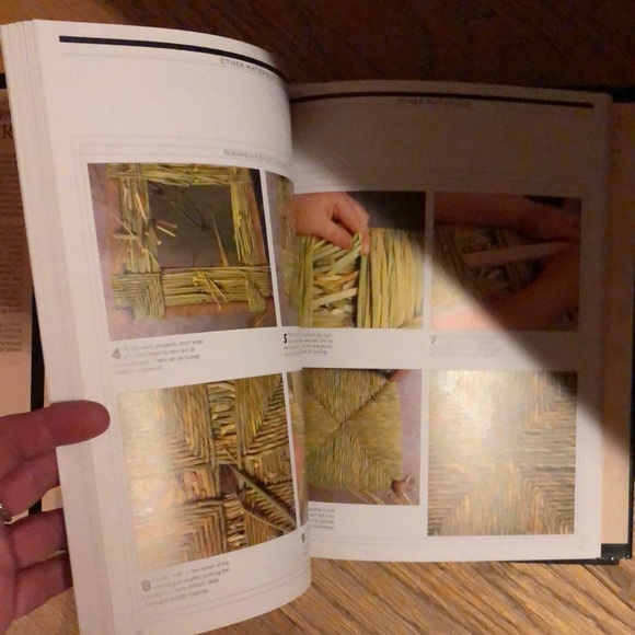 How To Restore & Repair Furniture By Alan Smith HardCover Book - Picture 5 of 8